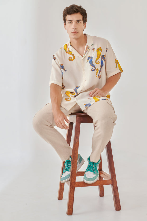 Seahorse White Oversize Hawaiian Collar Shirt