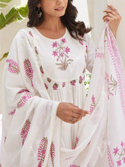 White And Pink Cotton Printed Suit Set