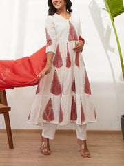 White And Red Cotton Printed Suit Set