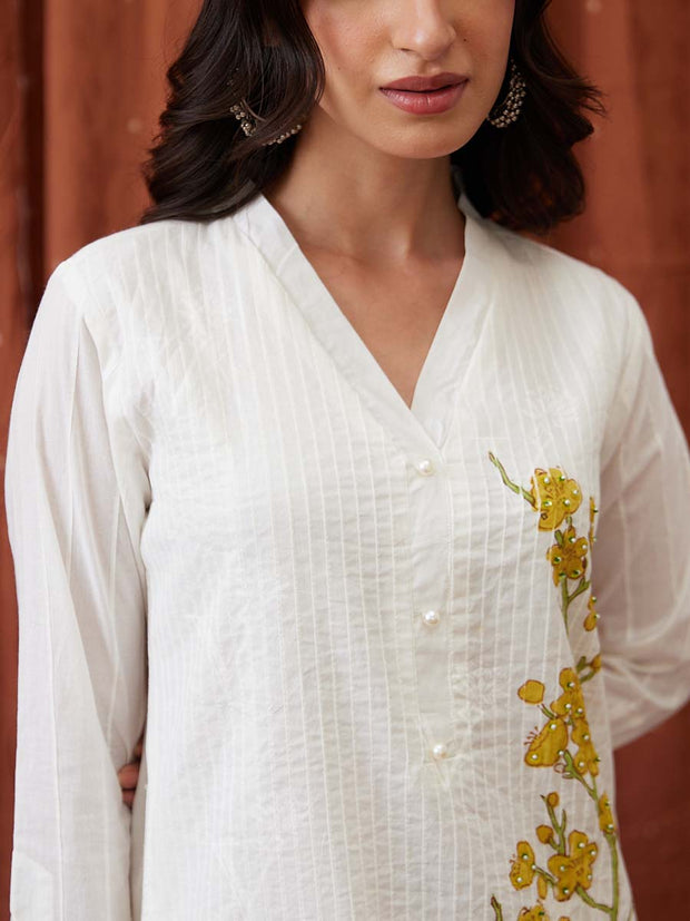 Off White Cotton Kurta Set