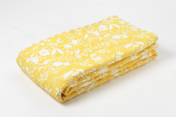 Bahaarbloom Marigold Reversible Bed Cover with 2 Pillow Covers