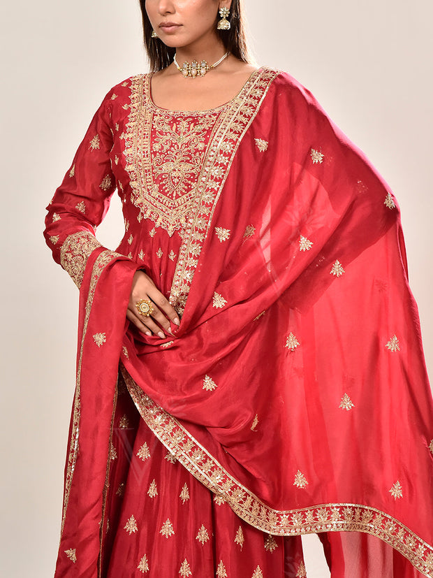 Red Embroidered Wrinkle Crepe Suit Set
