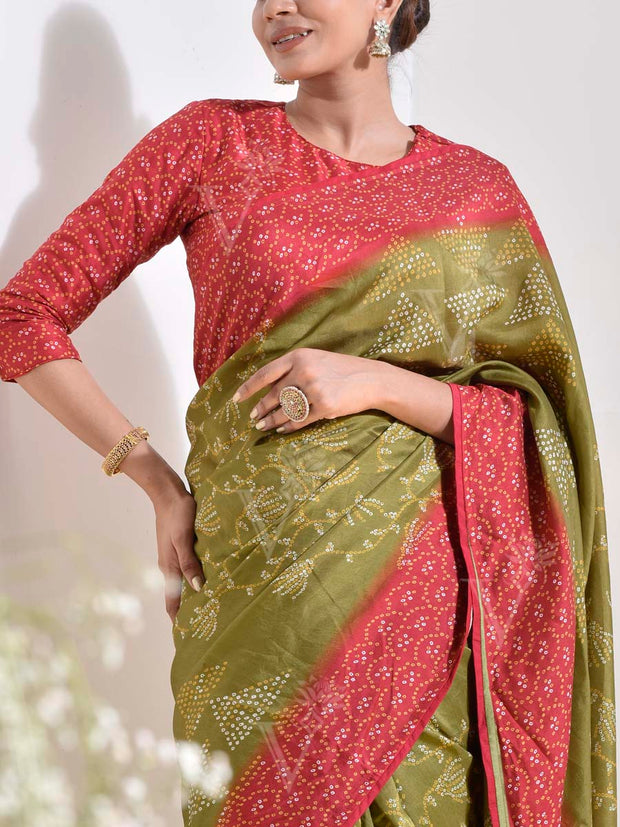 Red and Green Vasansi Silk Bandhani Printed Saree