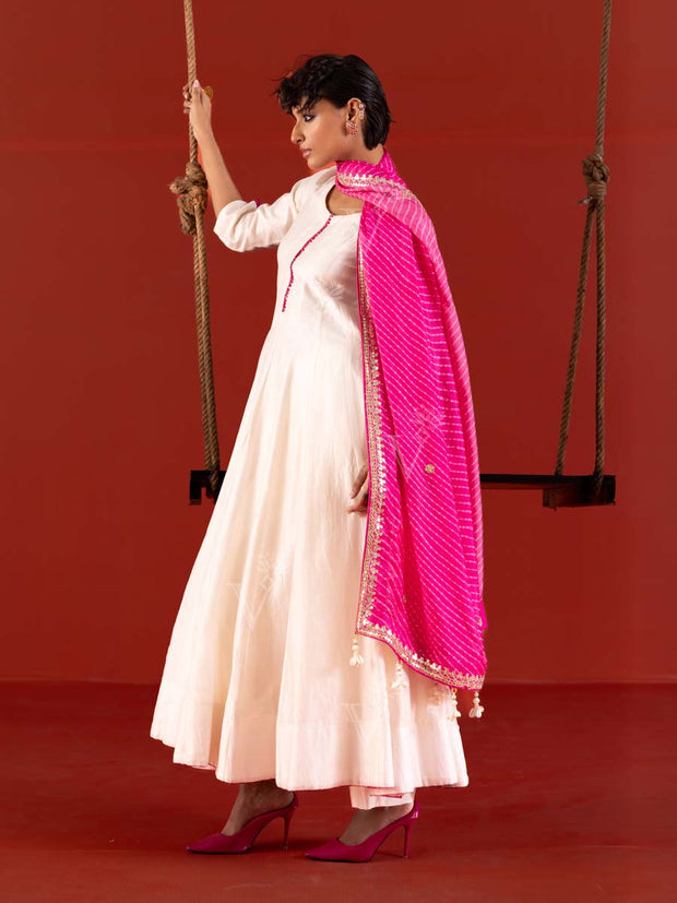 Off-White Chanderi Anarkali Suit with Pink Mothda dupatta