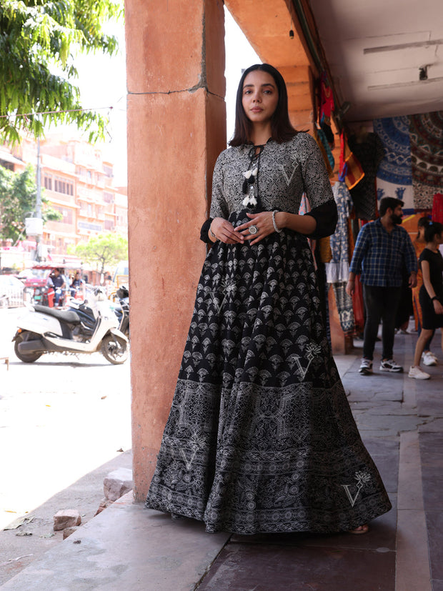 Black Vasansi Silk Printed Gown