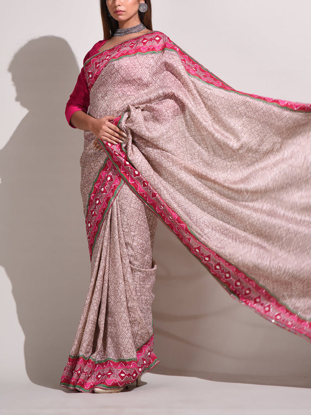 Grey Bemberg Highlighted Saree